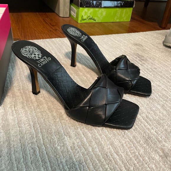 Vince Camuto BRELANIE WOVEN-STRAP MULE - Picture 4 of 4